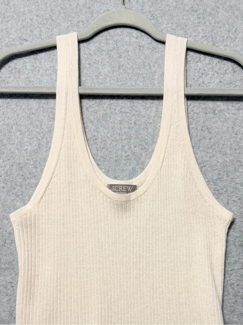 J. Crew 100% Cashmere Ivory Scoop Neck Sweater Tank Size XL Ribbed Quiet Luxury